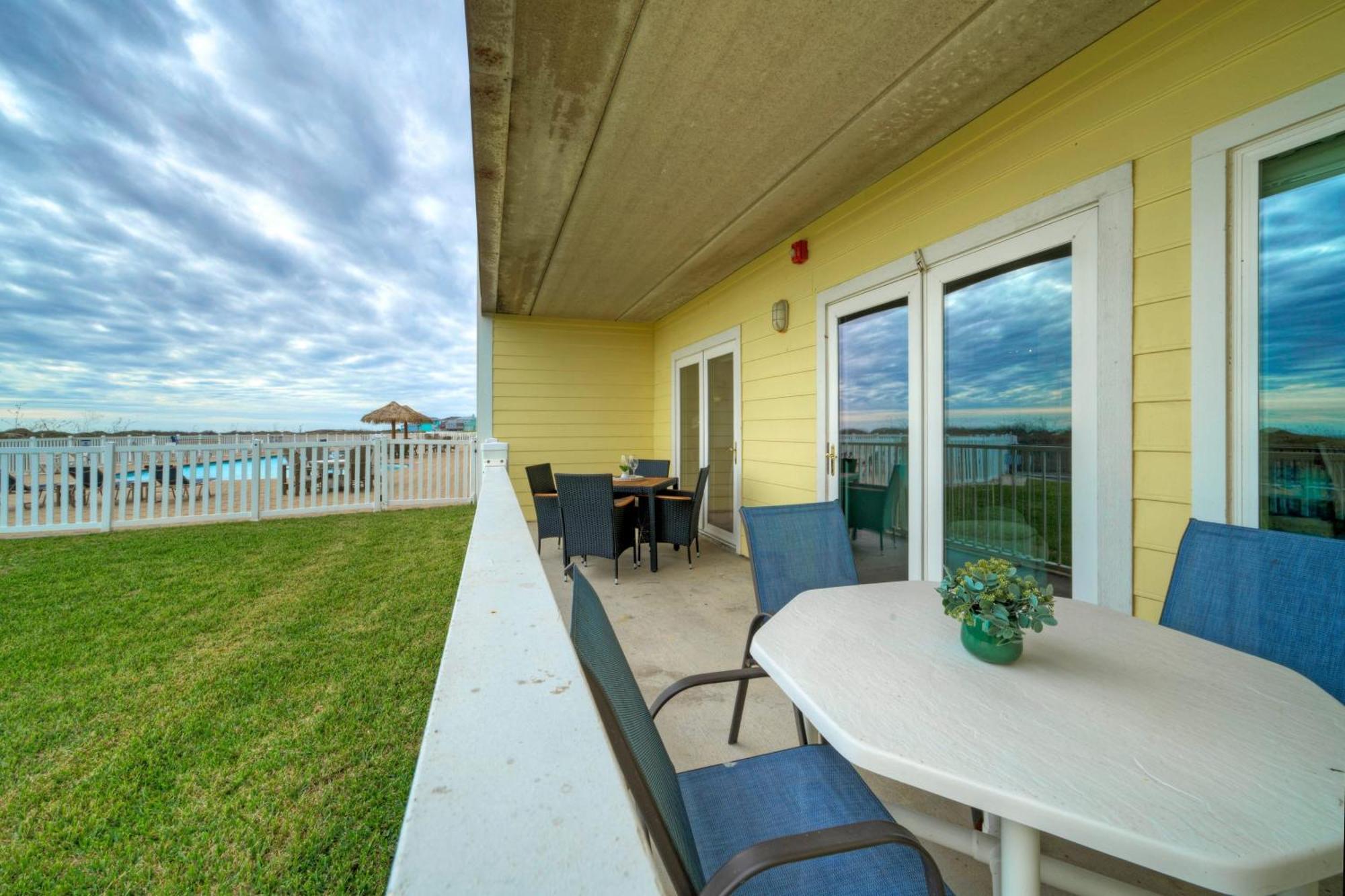 Salt Sun By Avantstay Beach Access Pool Port Aransas Exterior foto